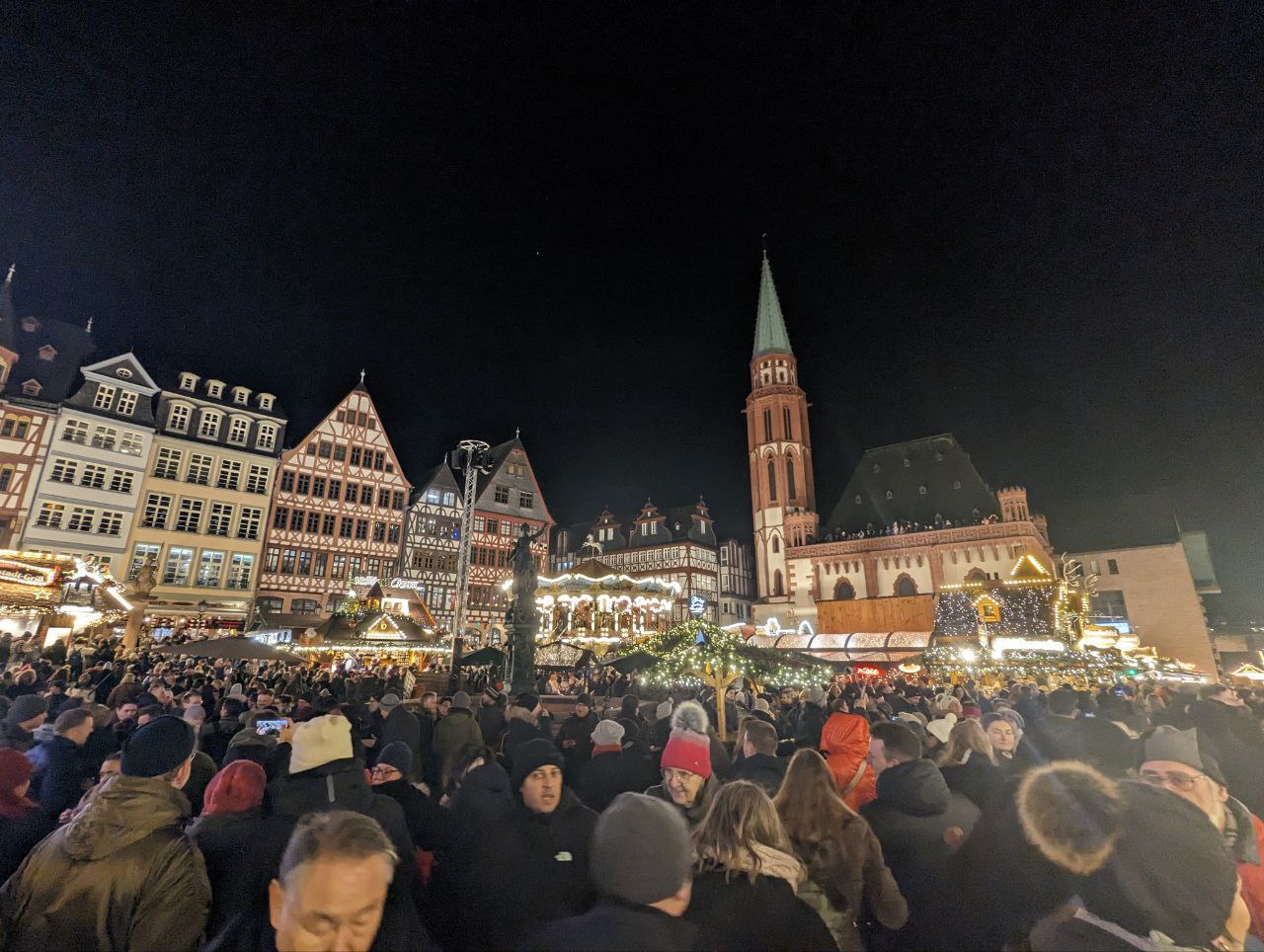 Все любят путешествовать в Европу, чтобы... image preview